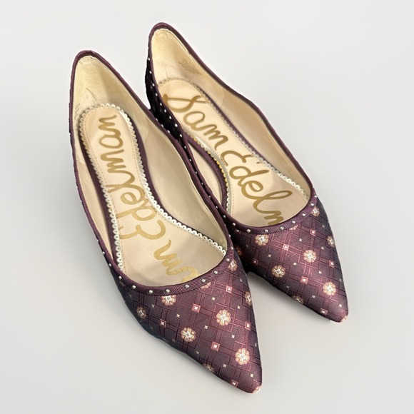 Sam Edelman Size 10M Rivera Flat Burgundy Jacquard Scalloped Studded Shoe - Picture 2 of 7